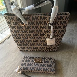 Michael Kors Handbag With Matching Wallet